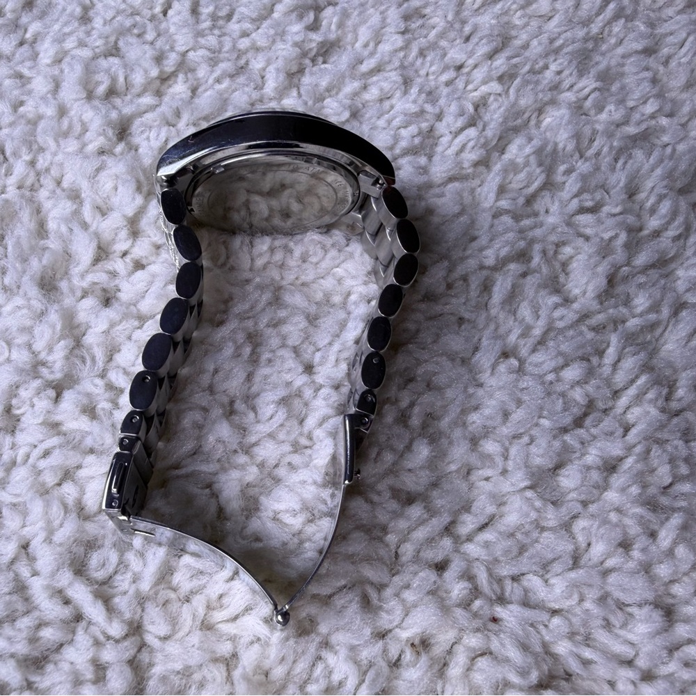 Women’s Michael Kors Bradshaw Silver Watch - Picture 6 of 8